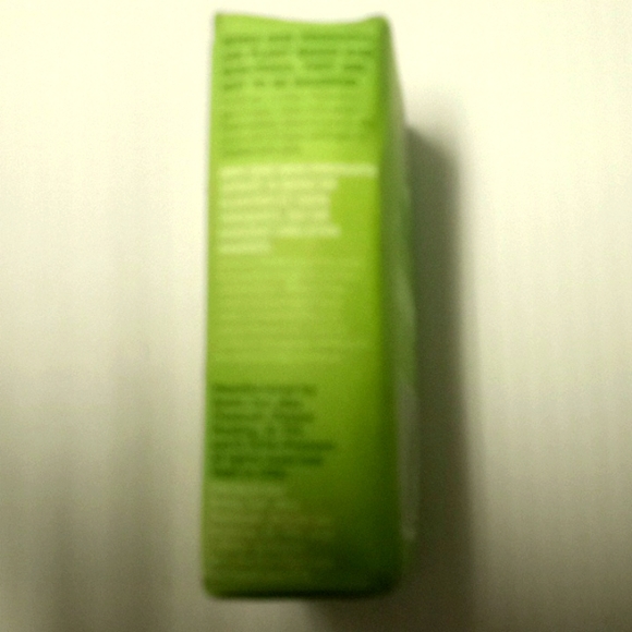 Cleancult Lemongrass Bar Soap- 5 oz - Picture 6 of 8